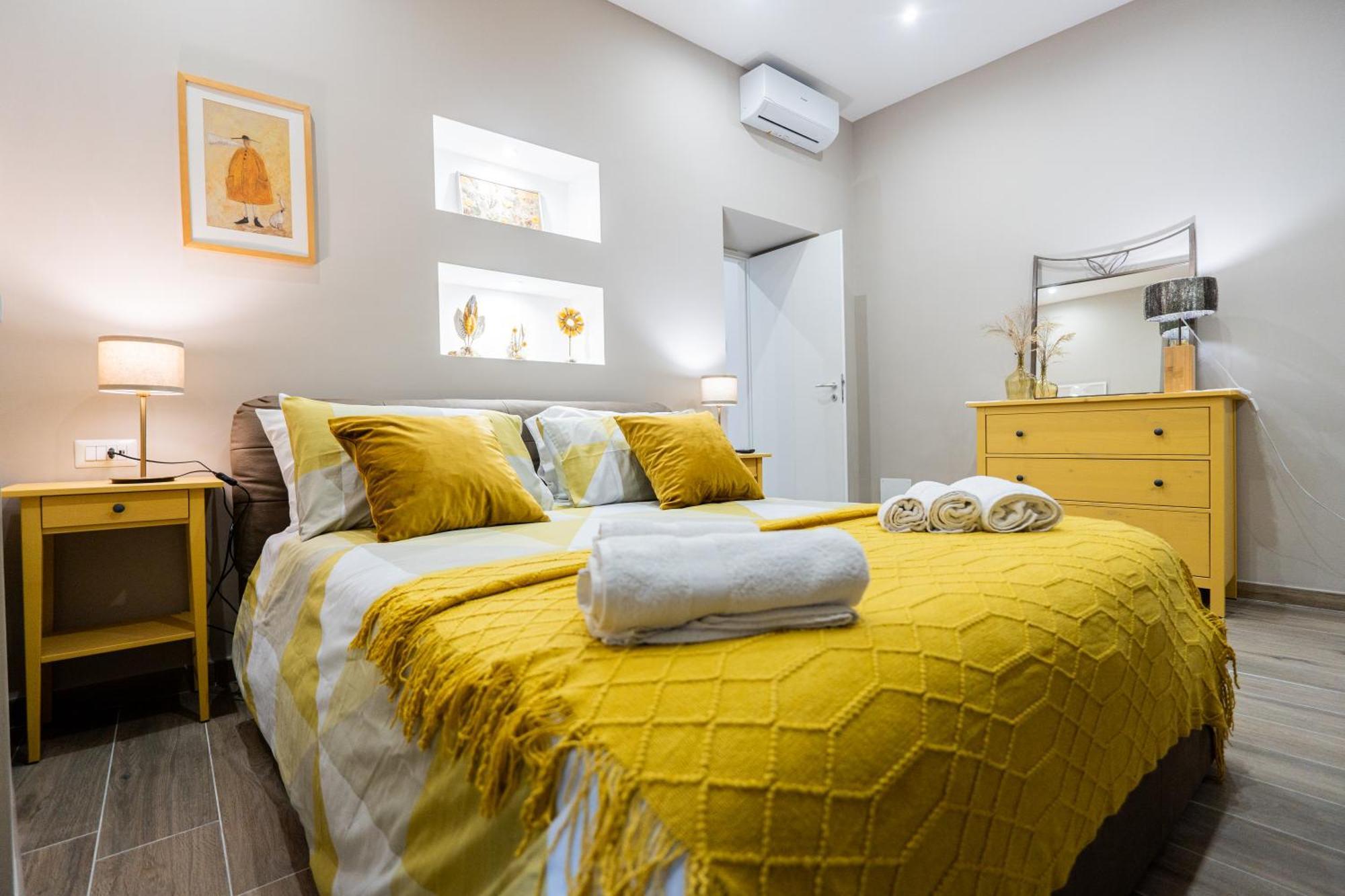 La Casa Di Bianca - Modern Suites Near Plebiscito Neapol Exteriér fotografie