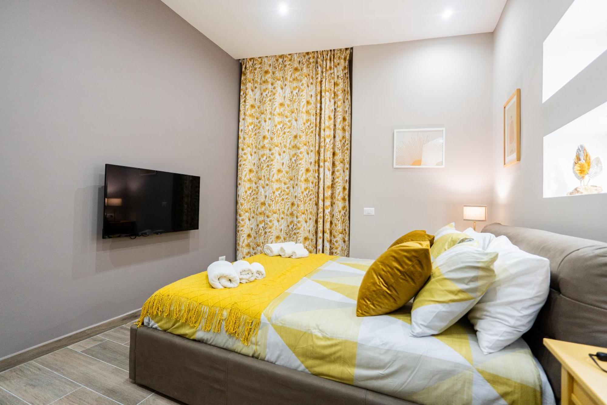 La Casa Di Bianca - Modern Suites Near Plebiscito Neapol Exteriér fotografie