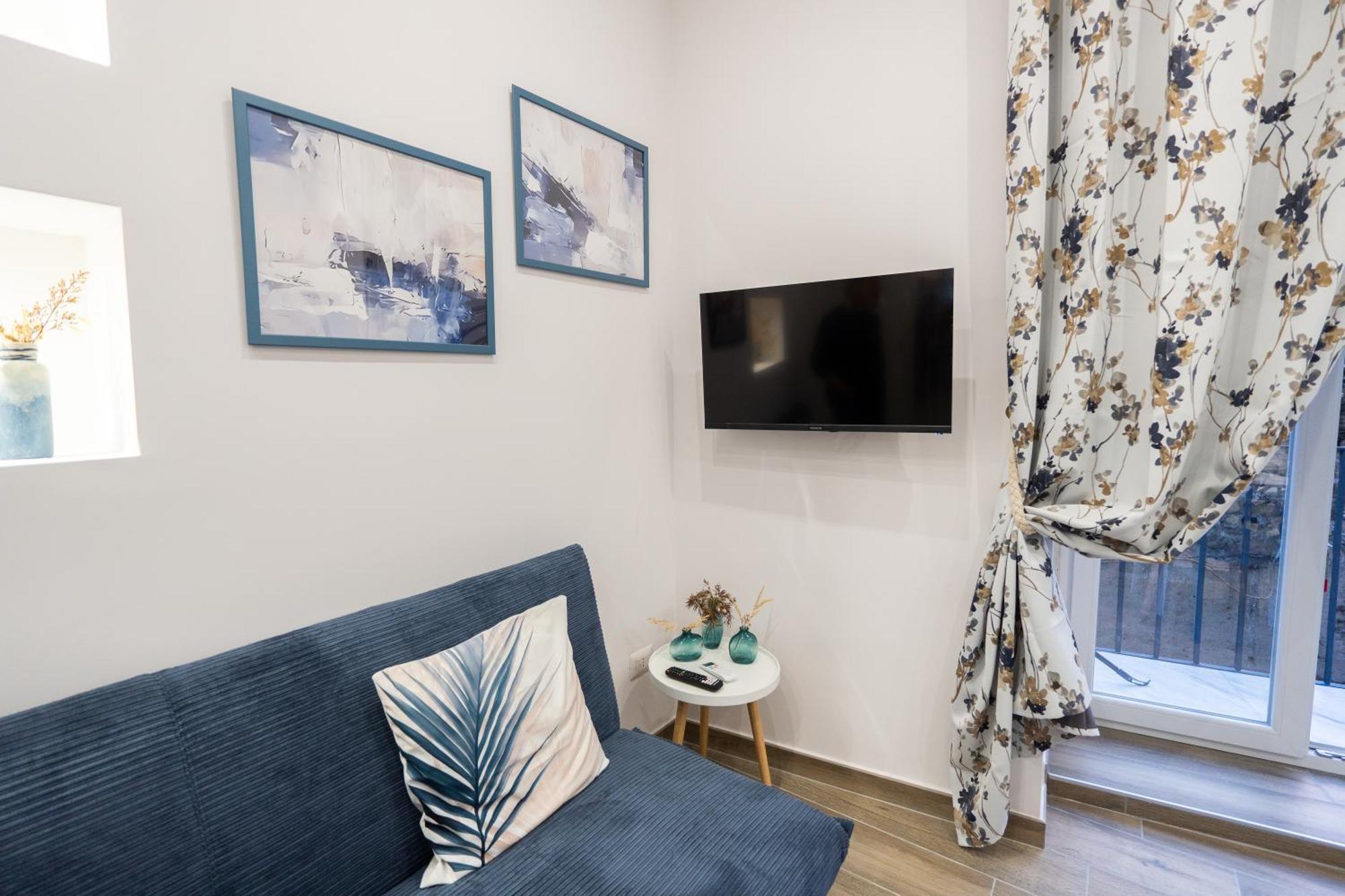 La Casa Di Bianca - Modern Suites Near Plebiscito Neapol Exteriér fotografie