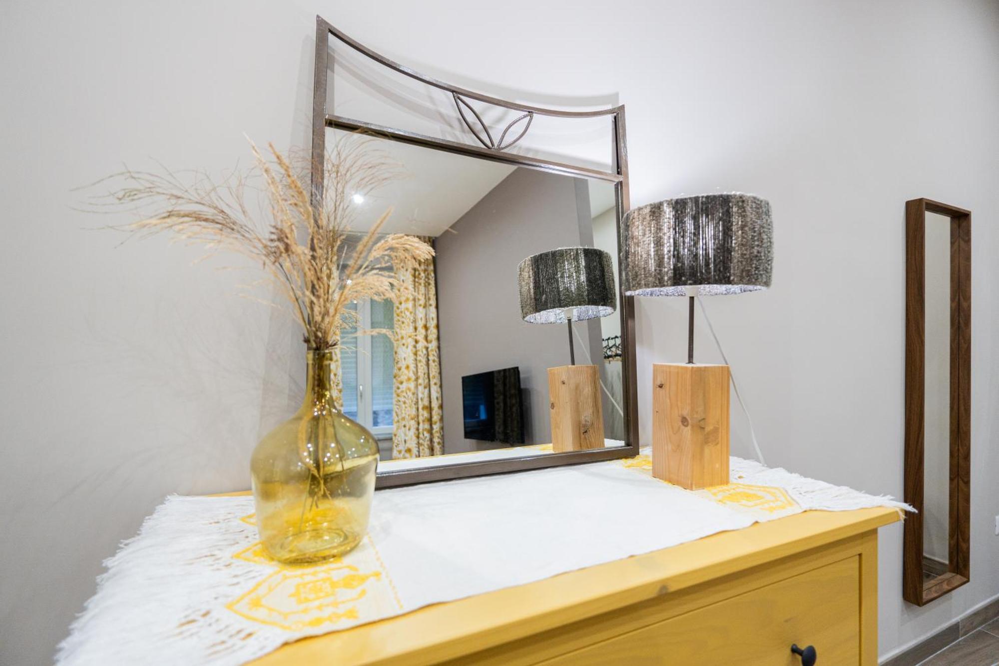 La Casa Di Bianca - Modern Suites Near Plebiscito Neapol Exteriér fotografie
