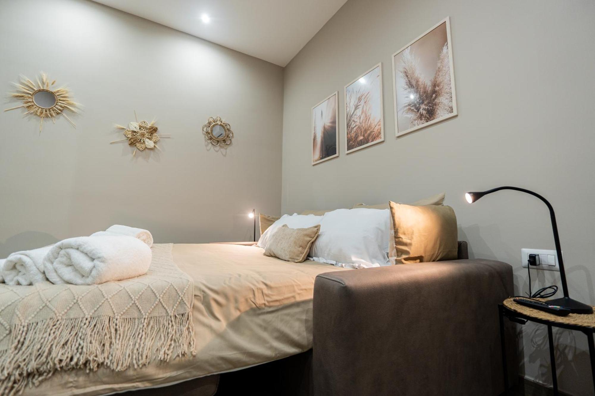 La Casa Di Bianca - Modern Suites Near Plebiscito Neapol Exteriér fotografie
